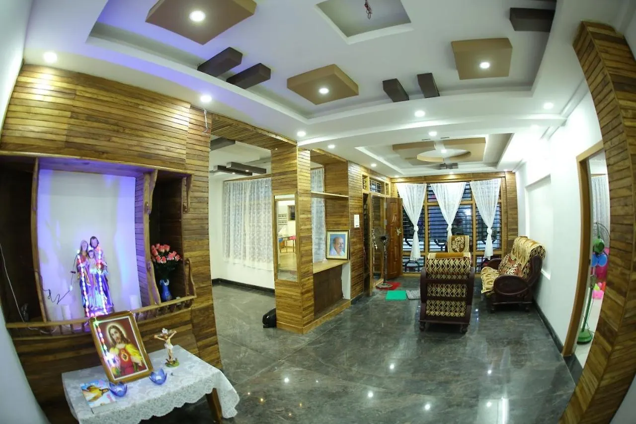 Thodupuzha 4-Bhk Luxury Home Awy From Home